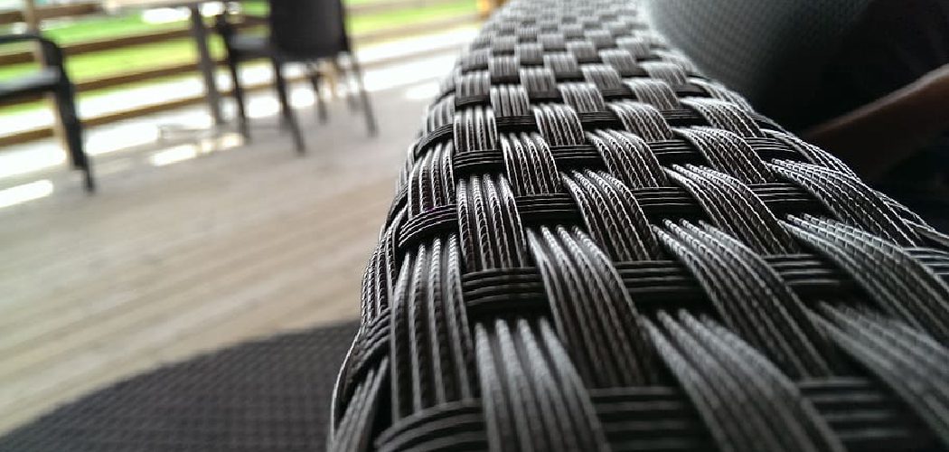 How to Reweb a Patio Chair