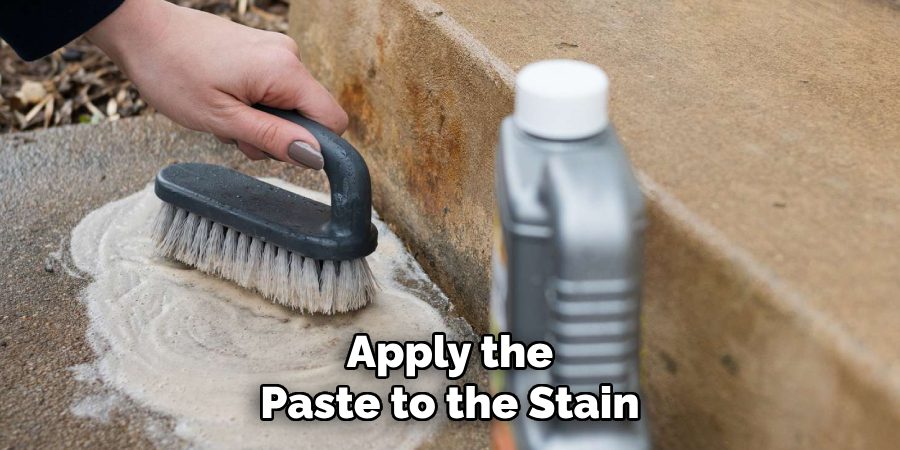 Apply the Paste to the Stain