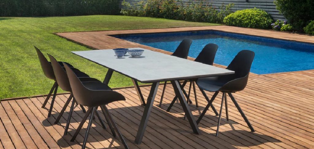 How to Clean Teak Patio Furniture