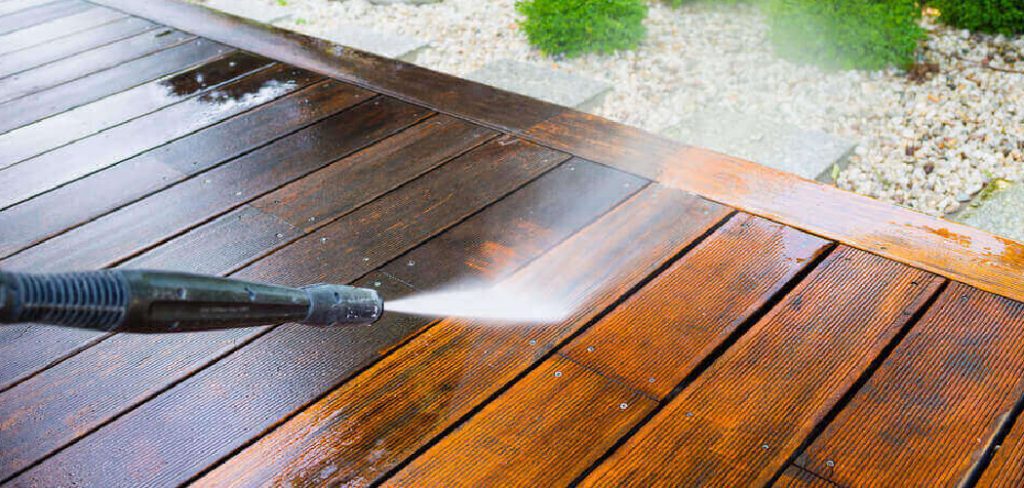 How to Clean Wood Patio Furniture