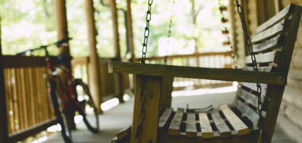 How to Hang Porch Swing with Rope
