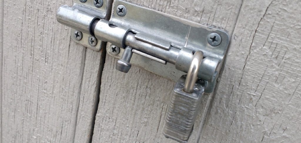 How to Lock a Garage Door From the Inside