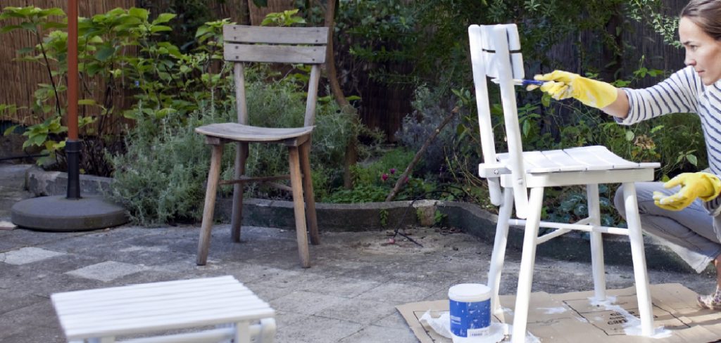 How to Paint Patio Chairs
