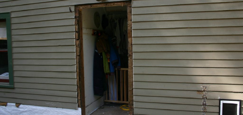 How to Replace Outdoor Door Trim