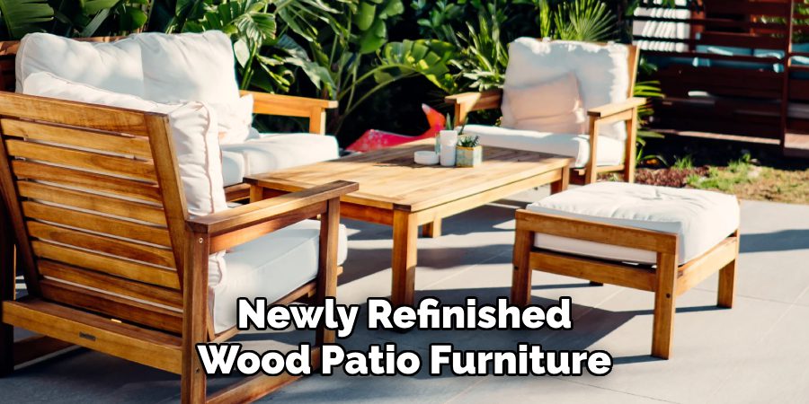 Newly Refinished
Wood Patio Furniture