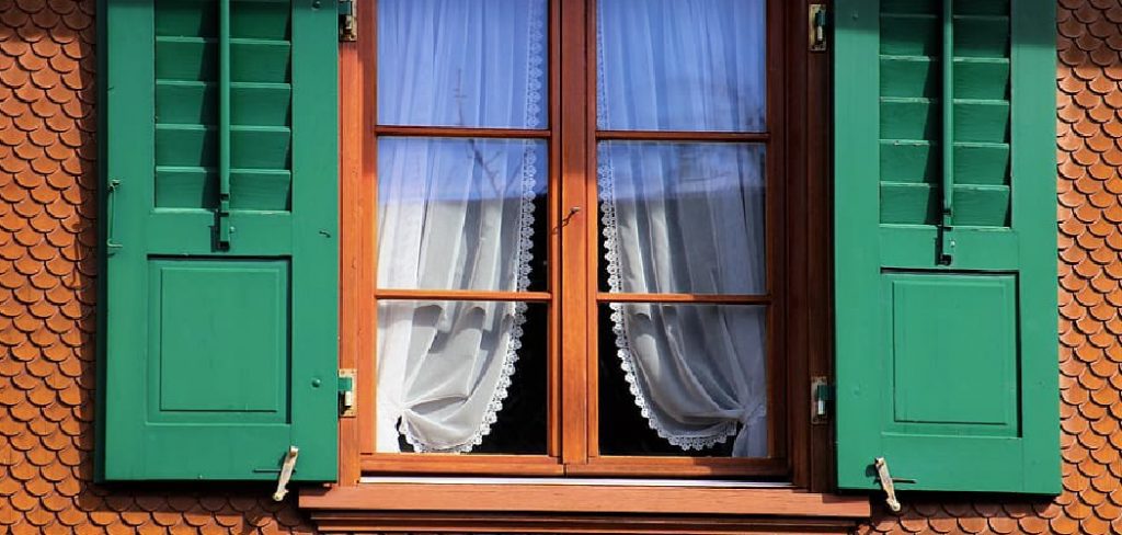 How to Paint Outdoor Shutters