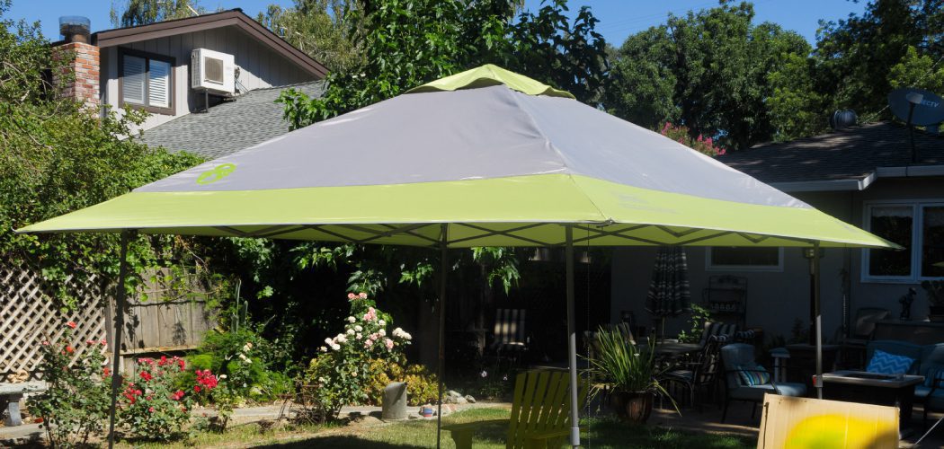 How To Weigh Down Patio Umbrella Smart 5 Ways (2024)