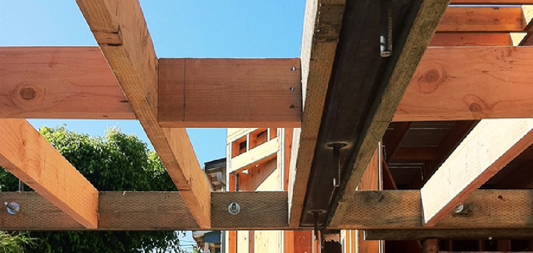 How to Attach Pergola Rafters