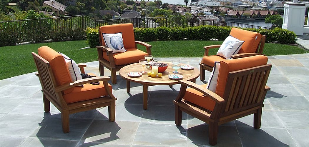 How to Style Outdoor Coffee Table