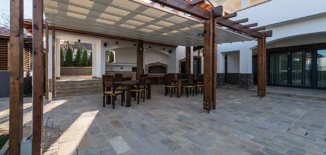 How to Make a Patio Cover Out of Wood
